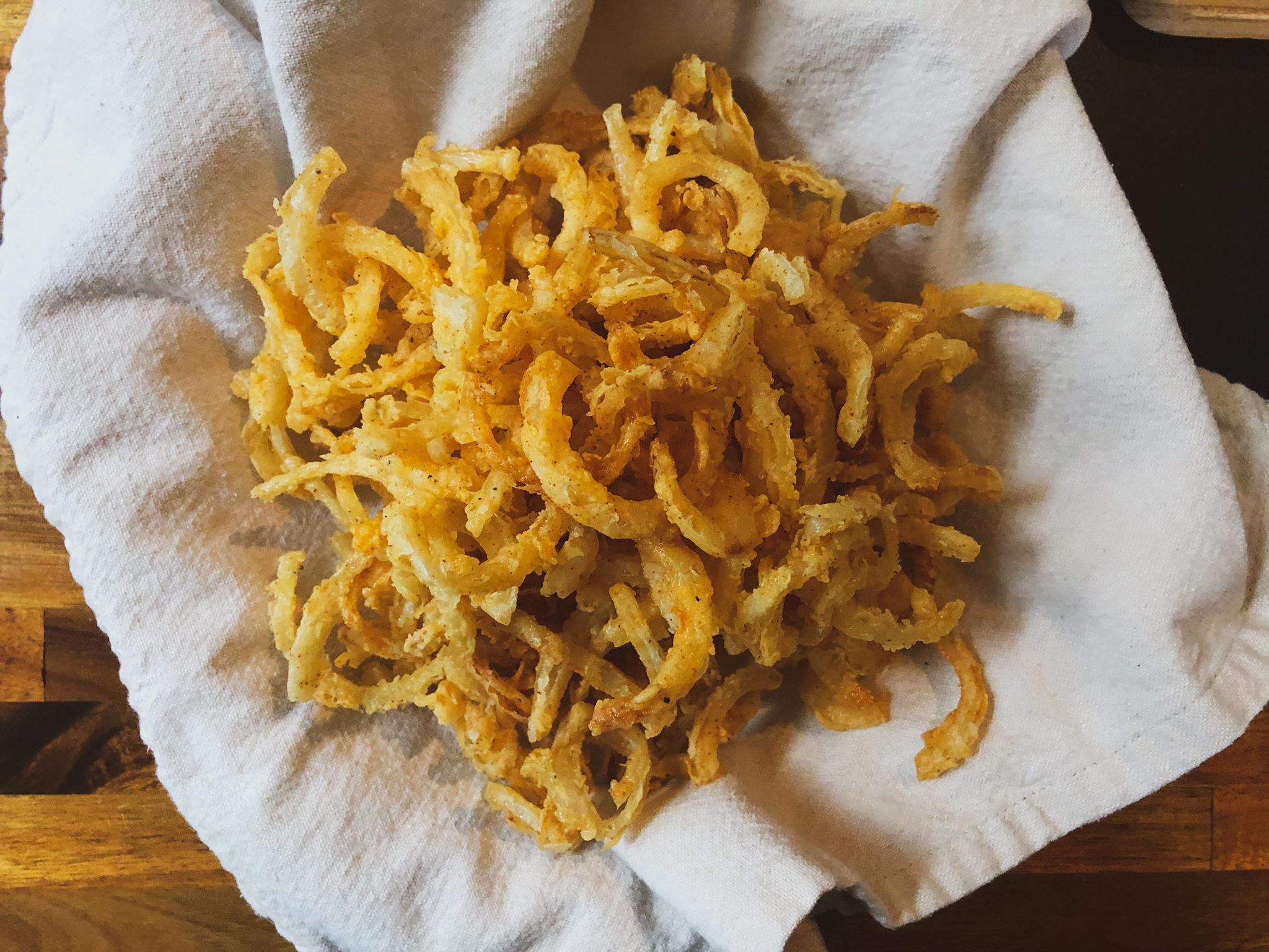 Crispy Onion Straws Espresso and Lime